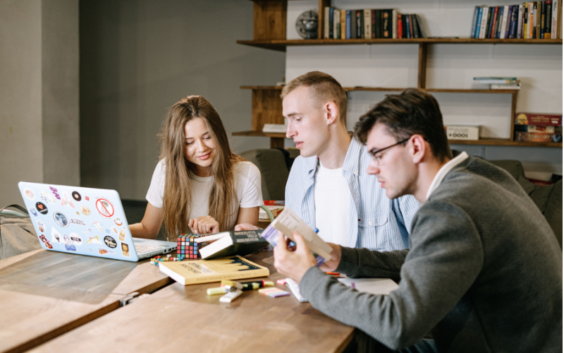 UK Graduate Route Cut to 18 Months in 2027: Globaid Consultants' Survival Plan